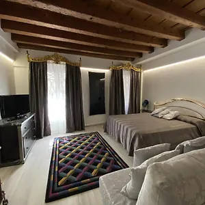 Apartment Ln Homes - San Marco Canal View, Venice